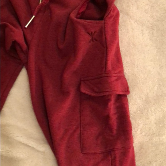 Onepiece Red Melange Sweatpants Size Small With 4 pockets - Picture 4 of 8